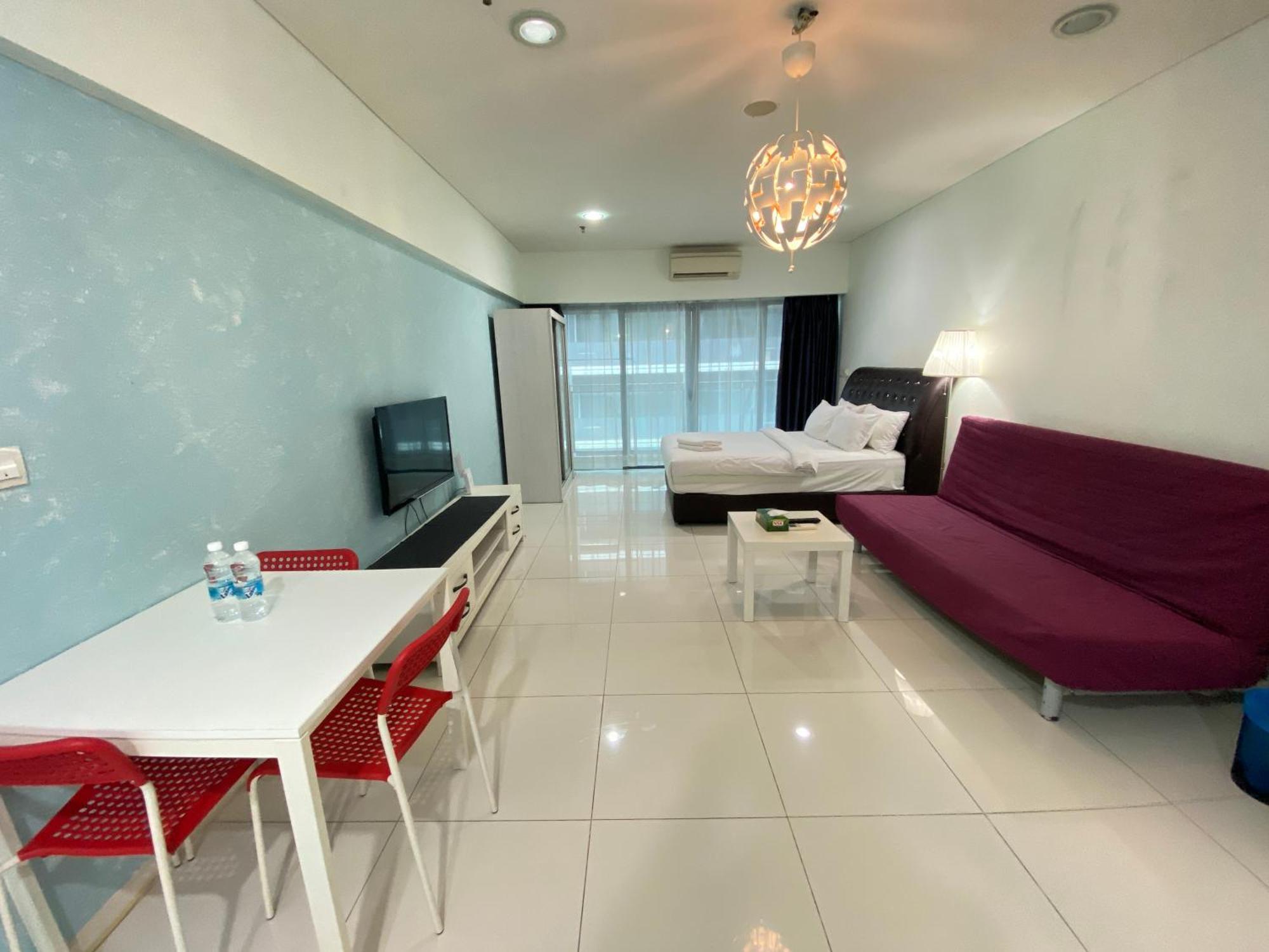 Cherry At Mercu Summer Klcc Apartment